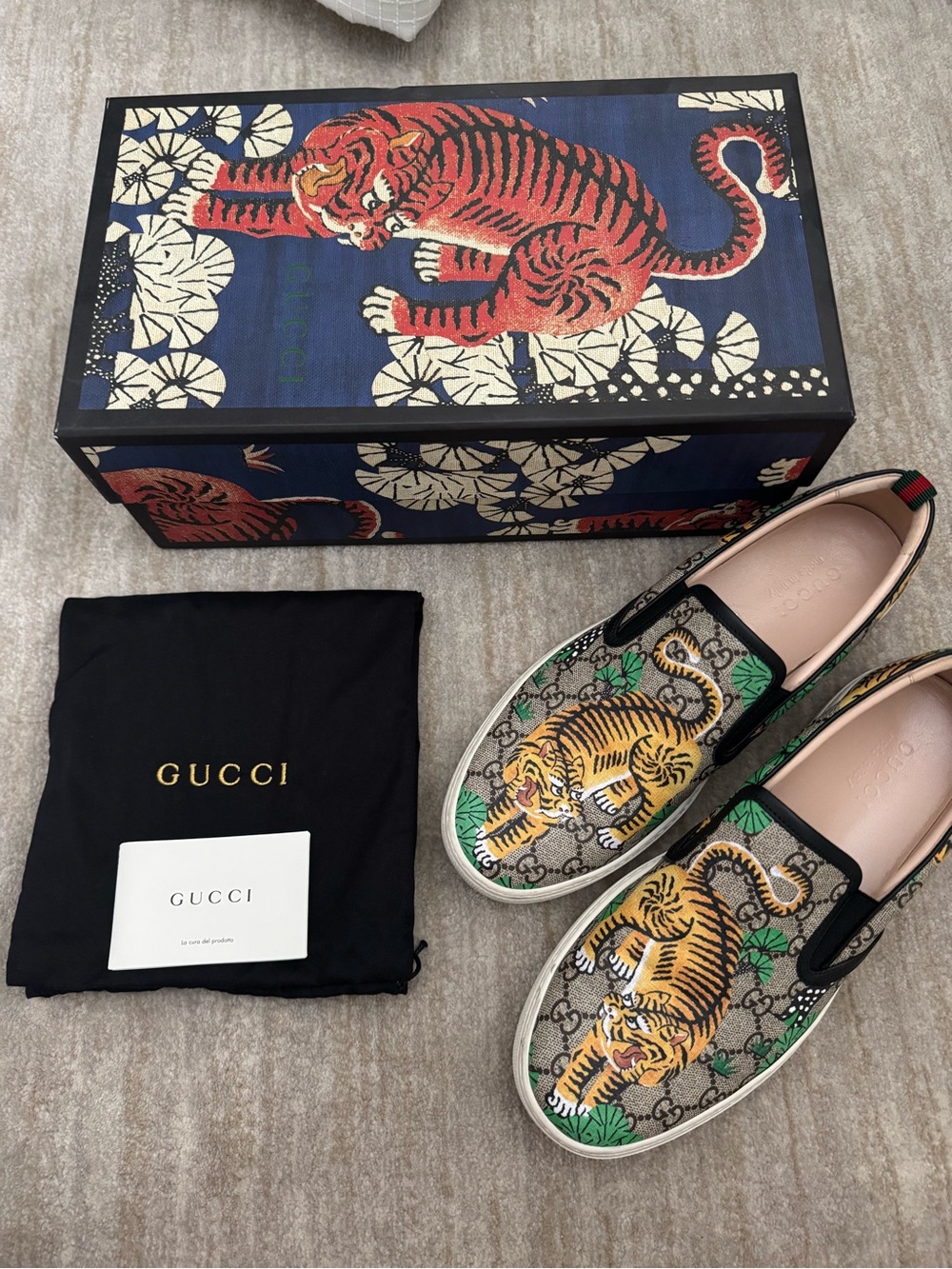 Gucci Mens Tiger Shoes - Worn Once!